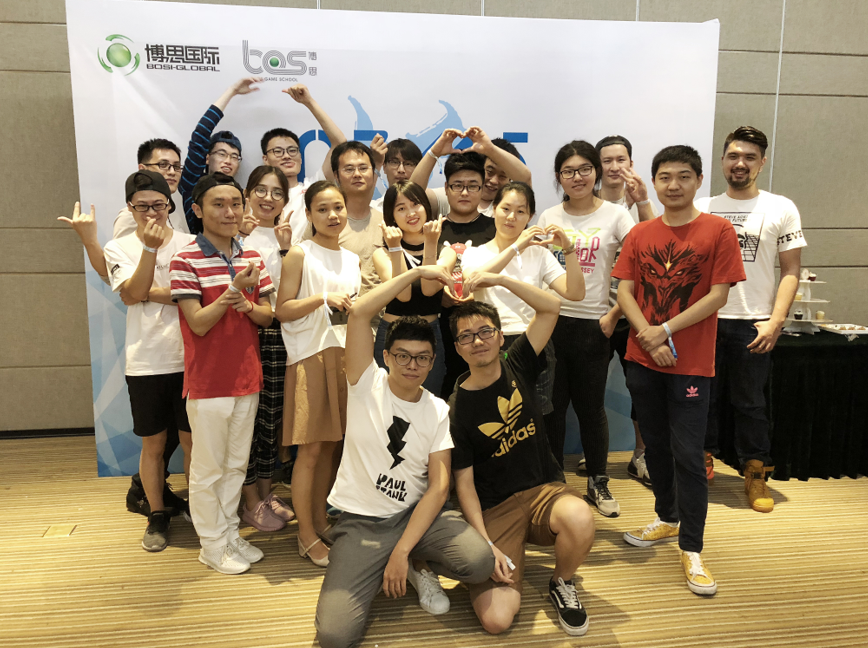 “倾听、交流、分享”201888038威尼斯学院夏季校友会